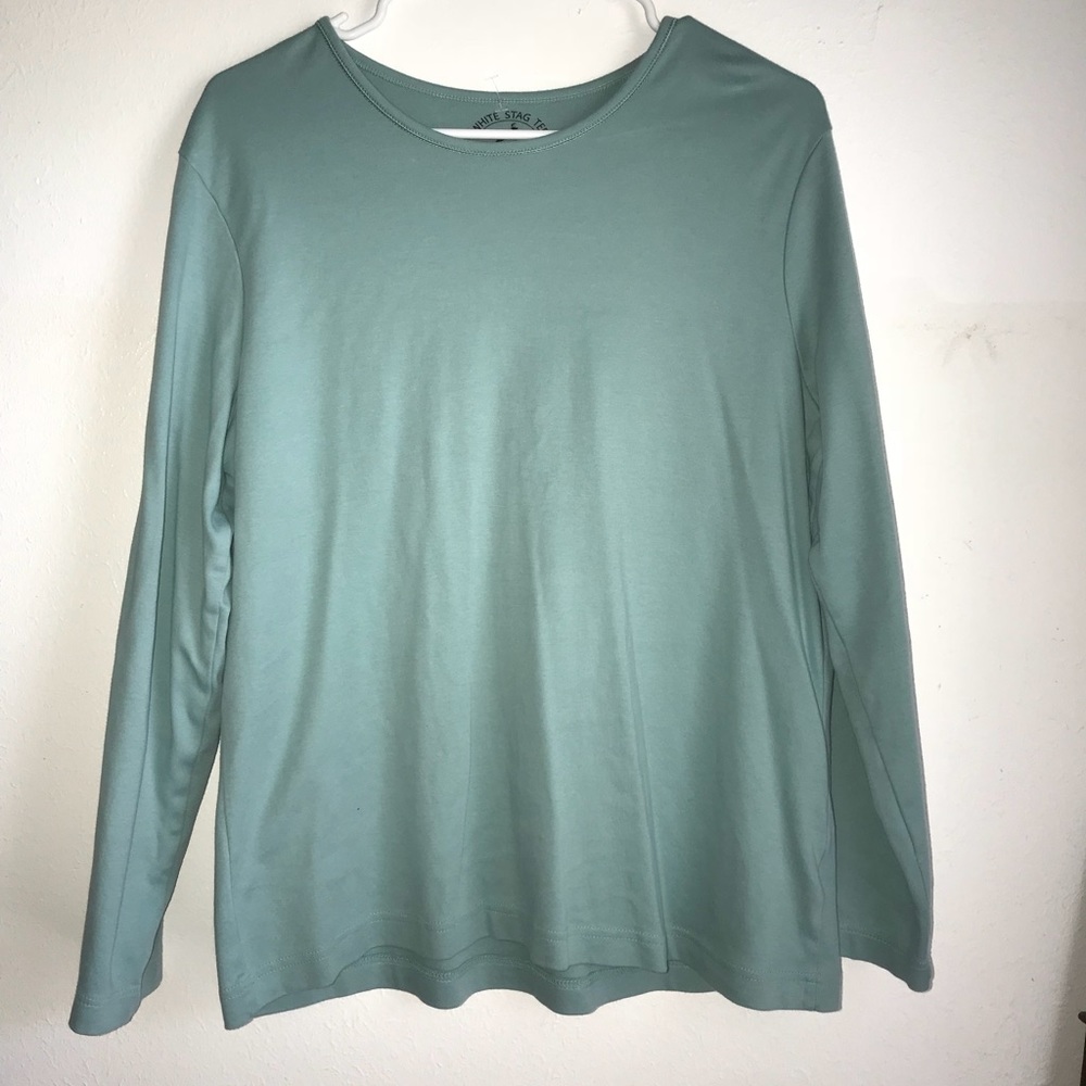 I am selling this nice light blue top.